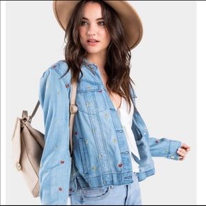 NWOT Francesca’s Floral Embroidered Denim Jacket